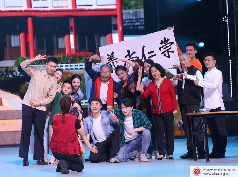 于海丰 为人民抒怀，为时代放歌——“我们一起走过”文艺晚会创作谈